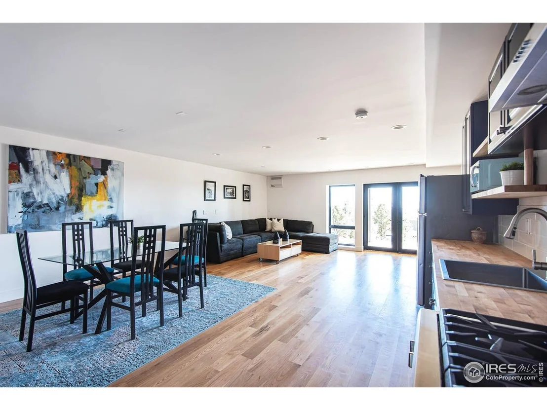 Photo of 210 Cactus Ct