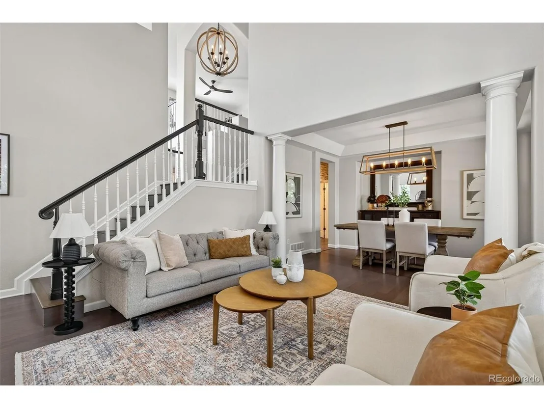 Photo of 6114 Devinney Ct