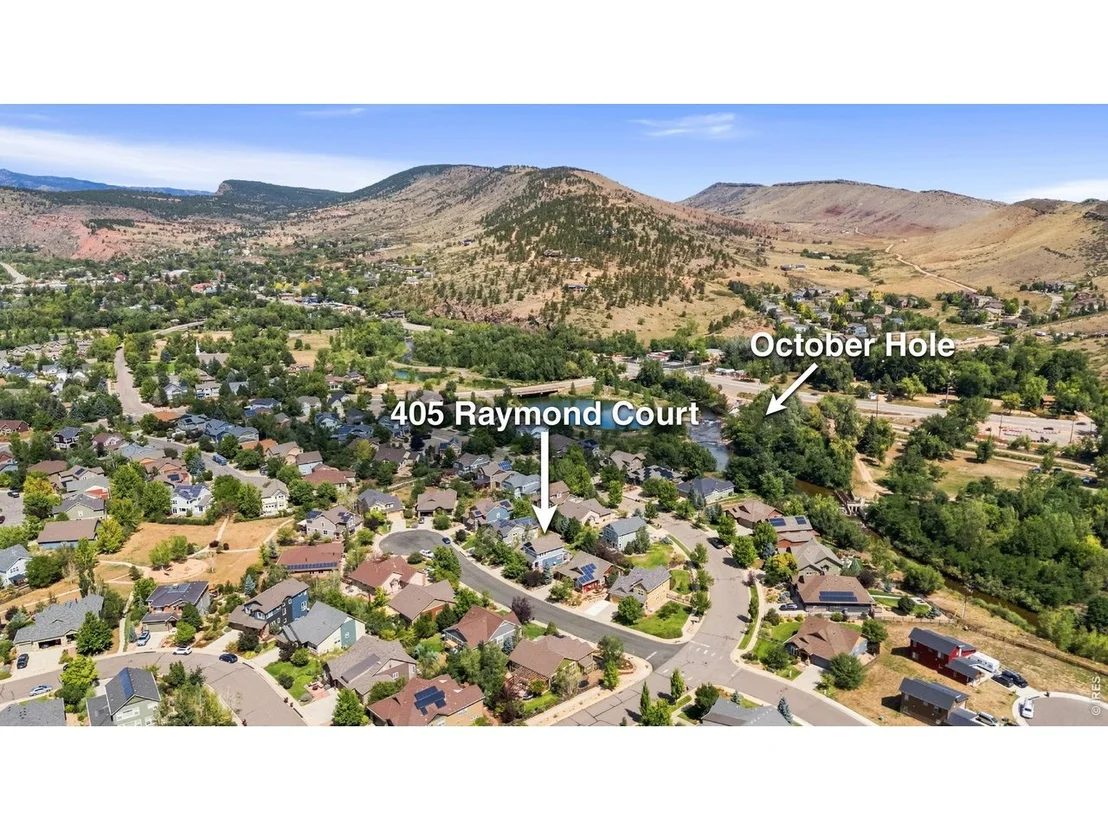 Photo of 405 Raymond Ct