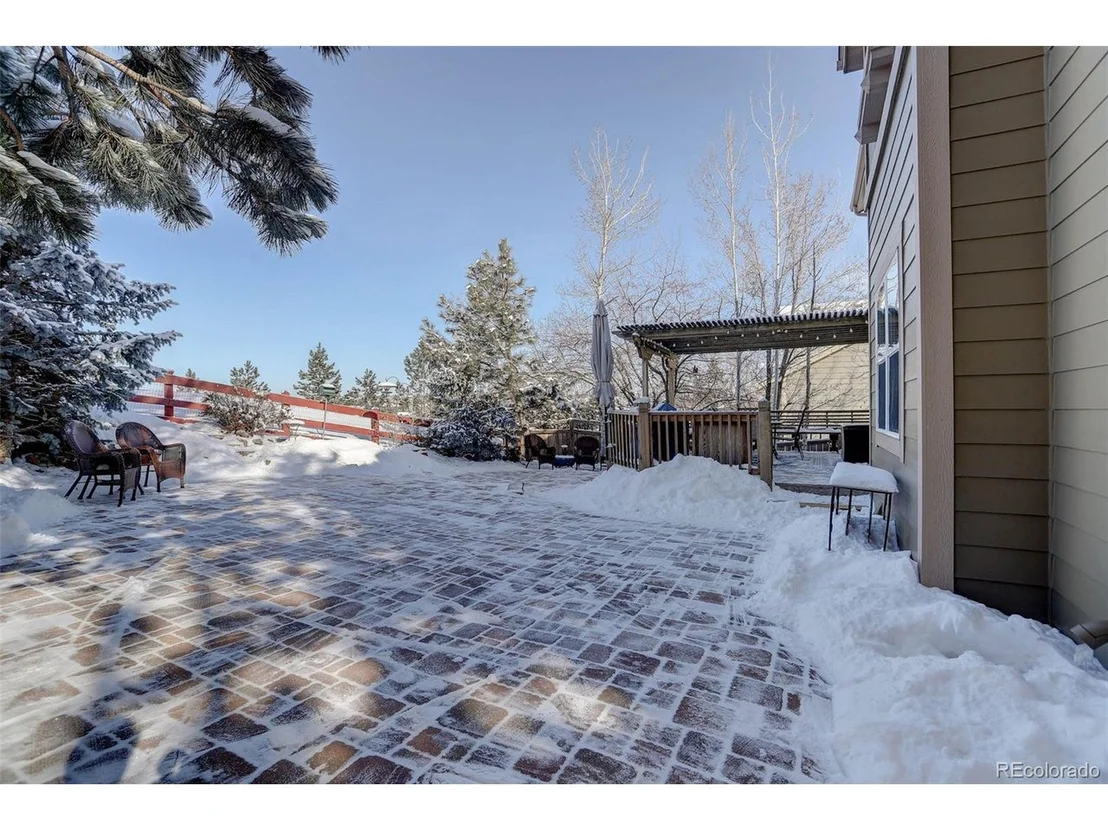 Photo of 3925 Broadview Pl