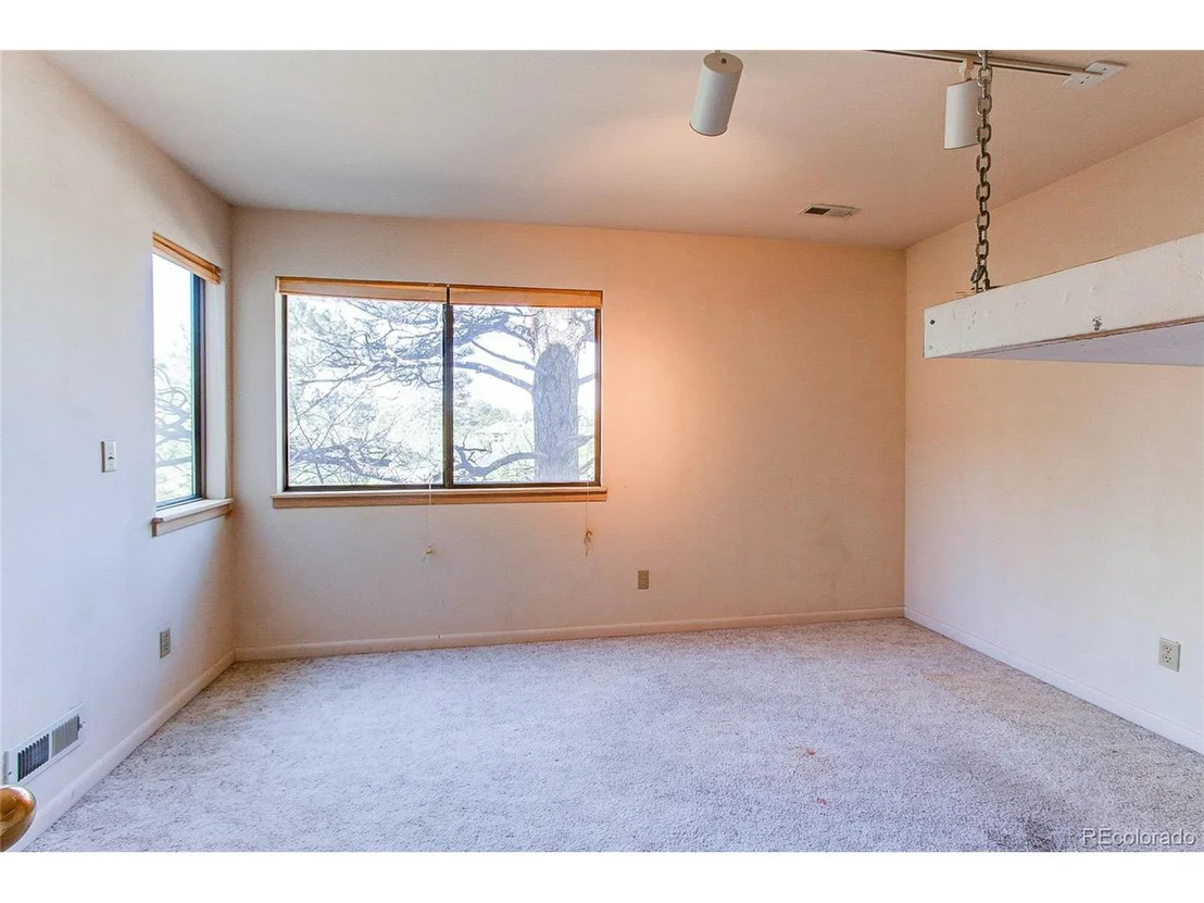 Photo of 5653 Thunder Hill Rd