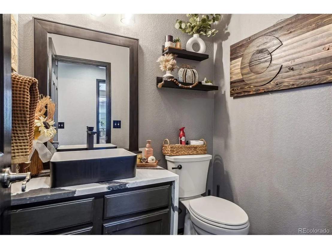 Photo of 10035 Crystal Cir