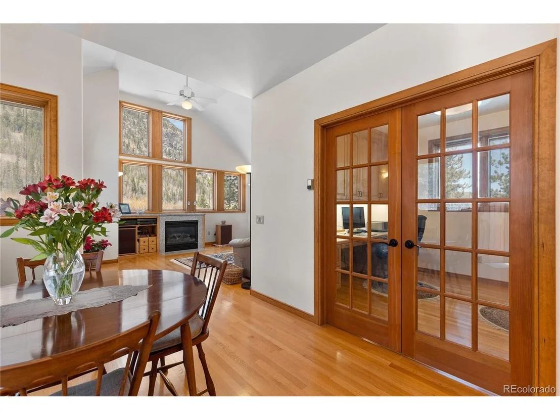 Photo of 460 Temple Trl