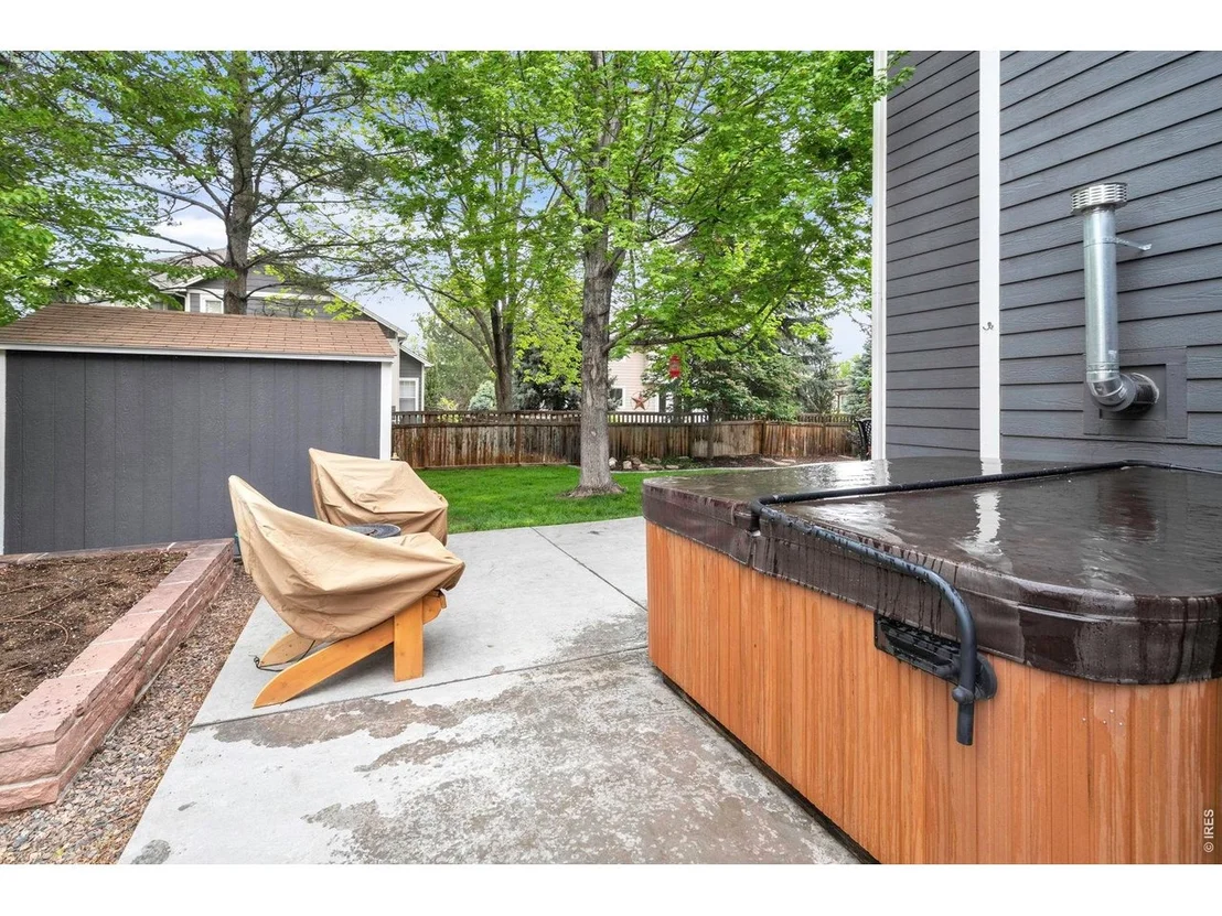 Photo of 2233 Bluebird Dr