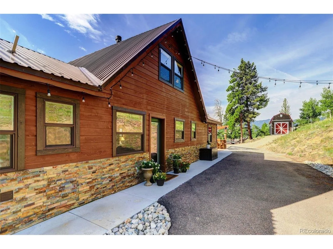 Photo of 291 Pinecrest Cir