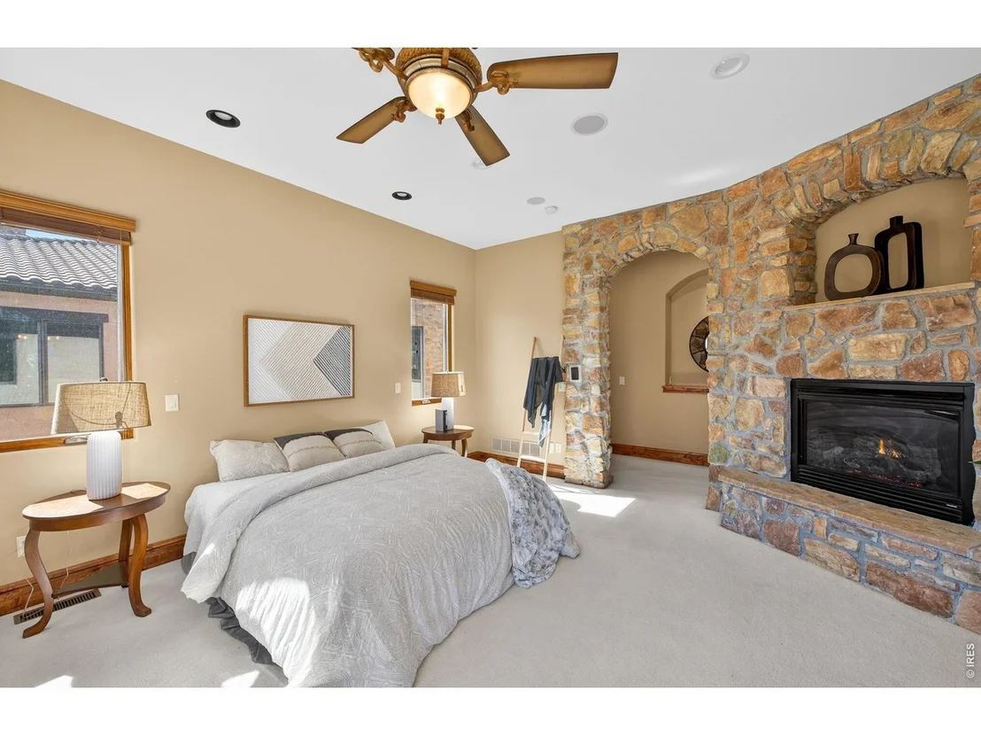 Photo of 2102 Shoreside Dr