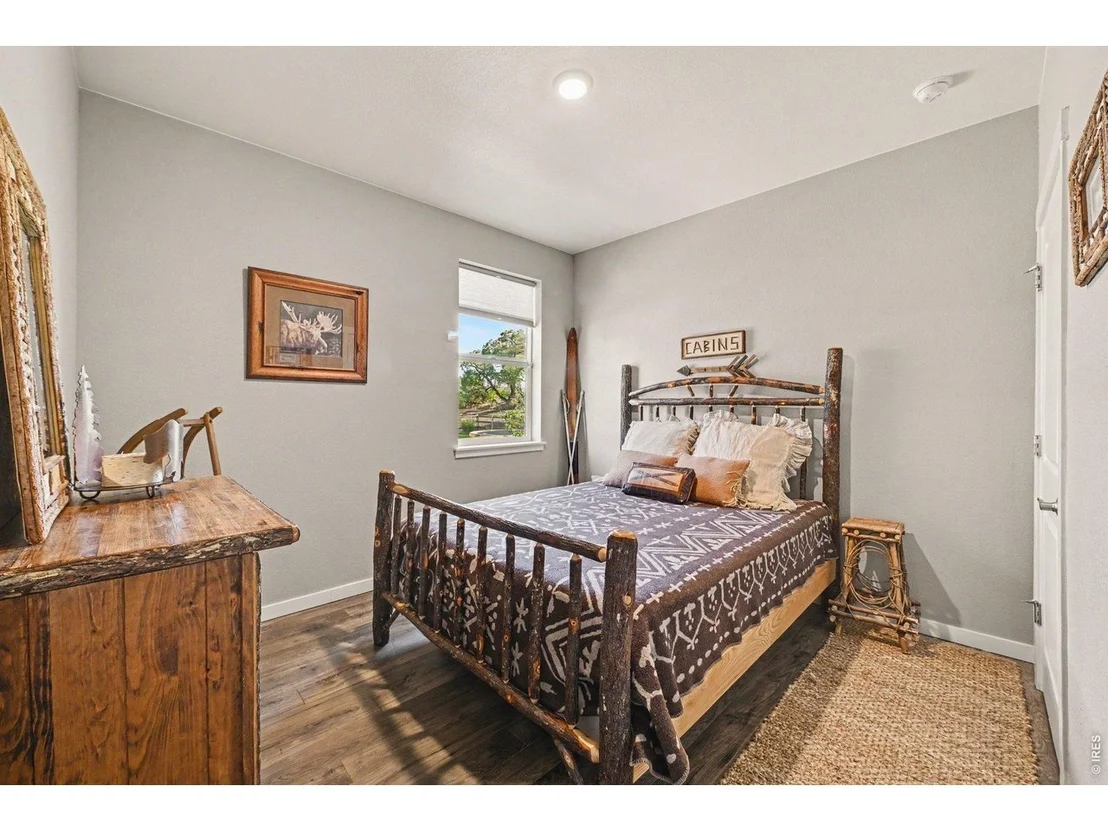 Photo of 1857 Knobby Pine Dr