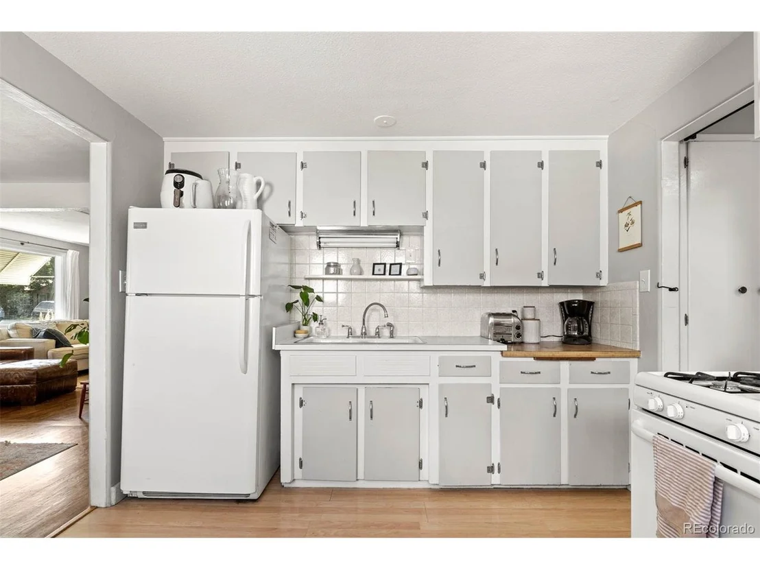 Photo of 4641 W Short Pl