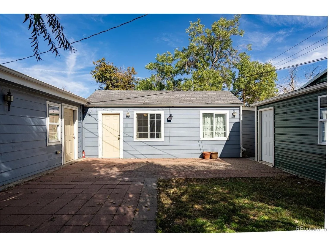 Photo of 1124 Newark St
