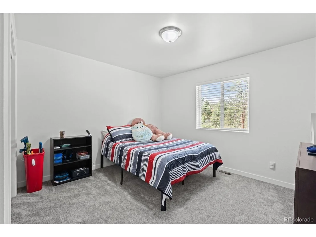 Photo of 125 Sun Way