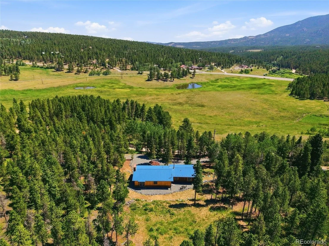 Photo of 356 Gold Rd