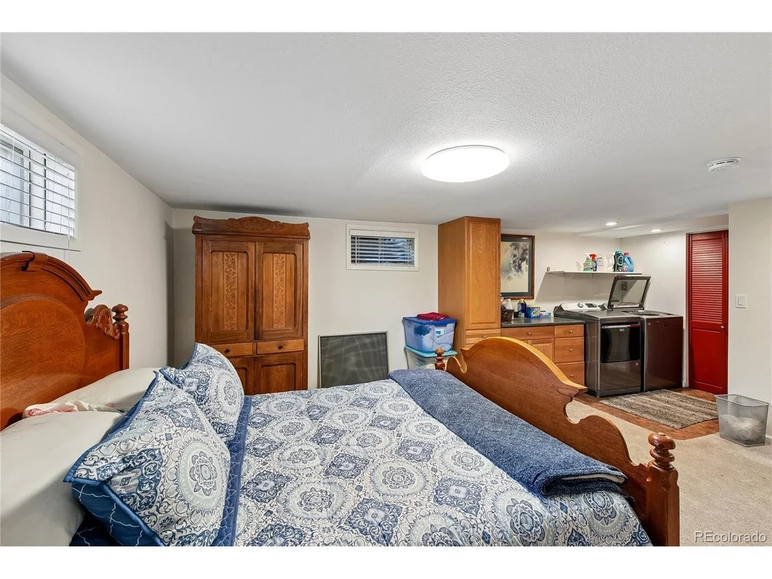 Photo of 239 Dekker Dr