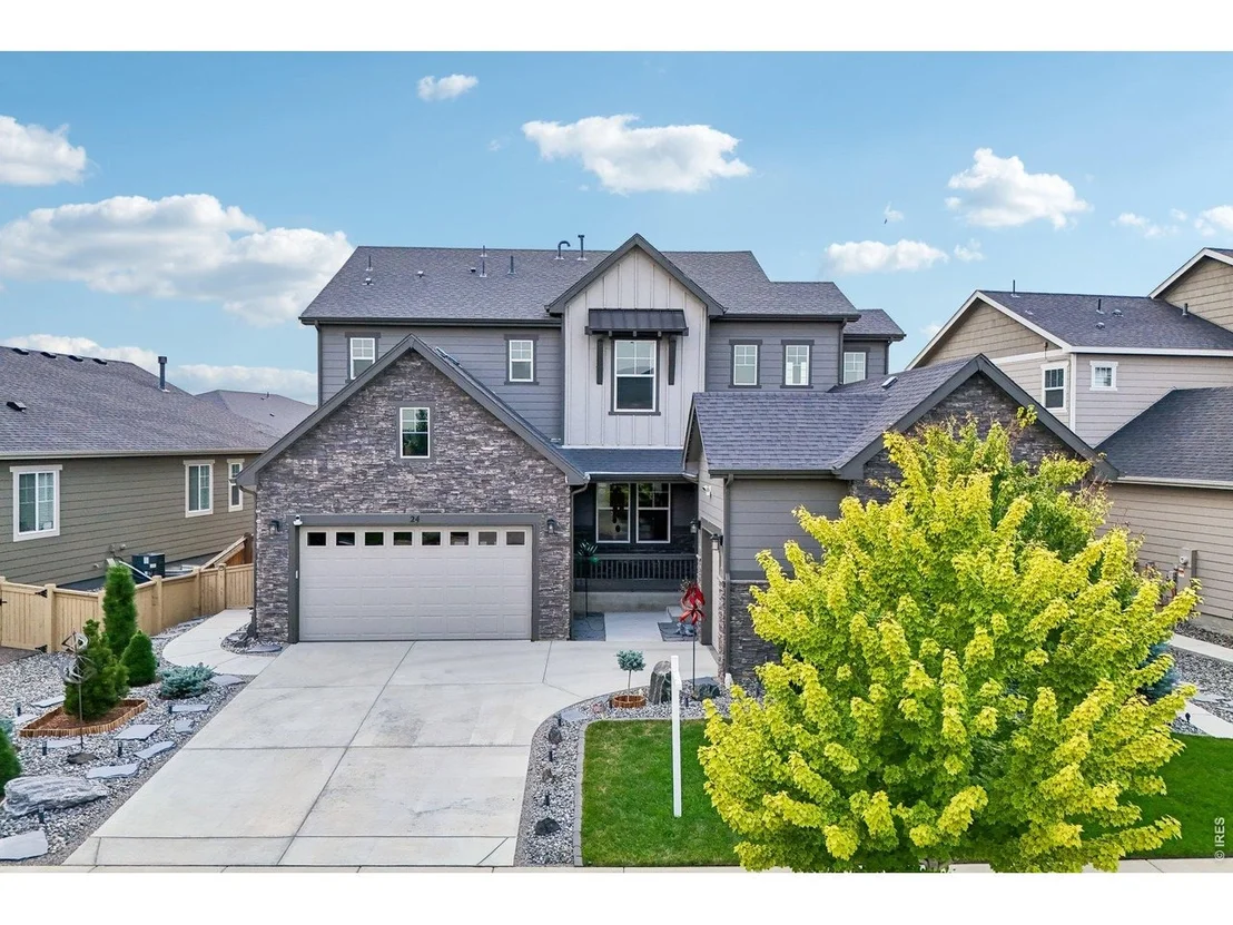 Photo of 24 Western Sky Cir