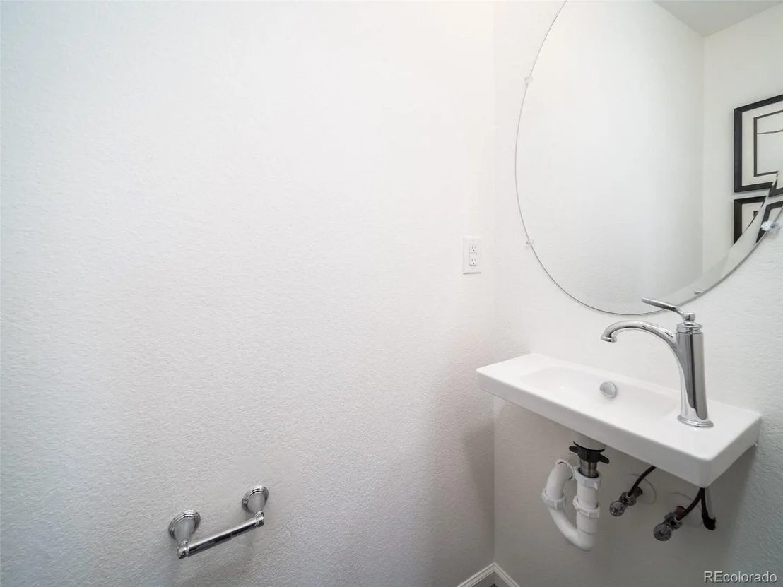 Photo of 45024 Sunflower Ln