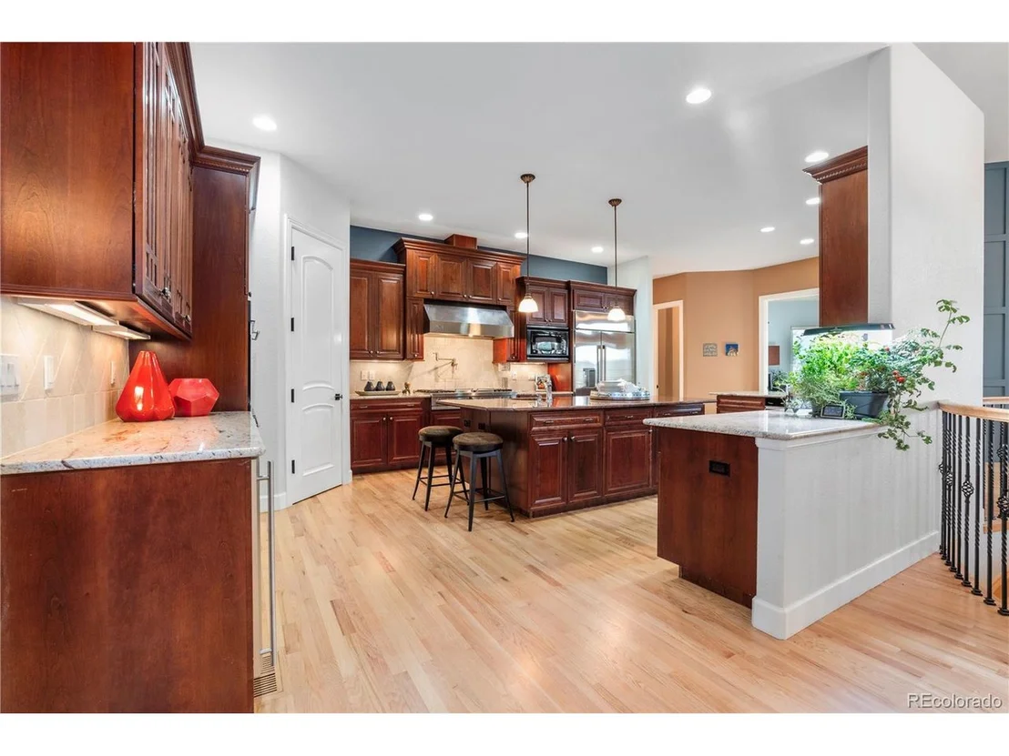 Photo of 7723 Devinney Ct