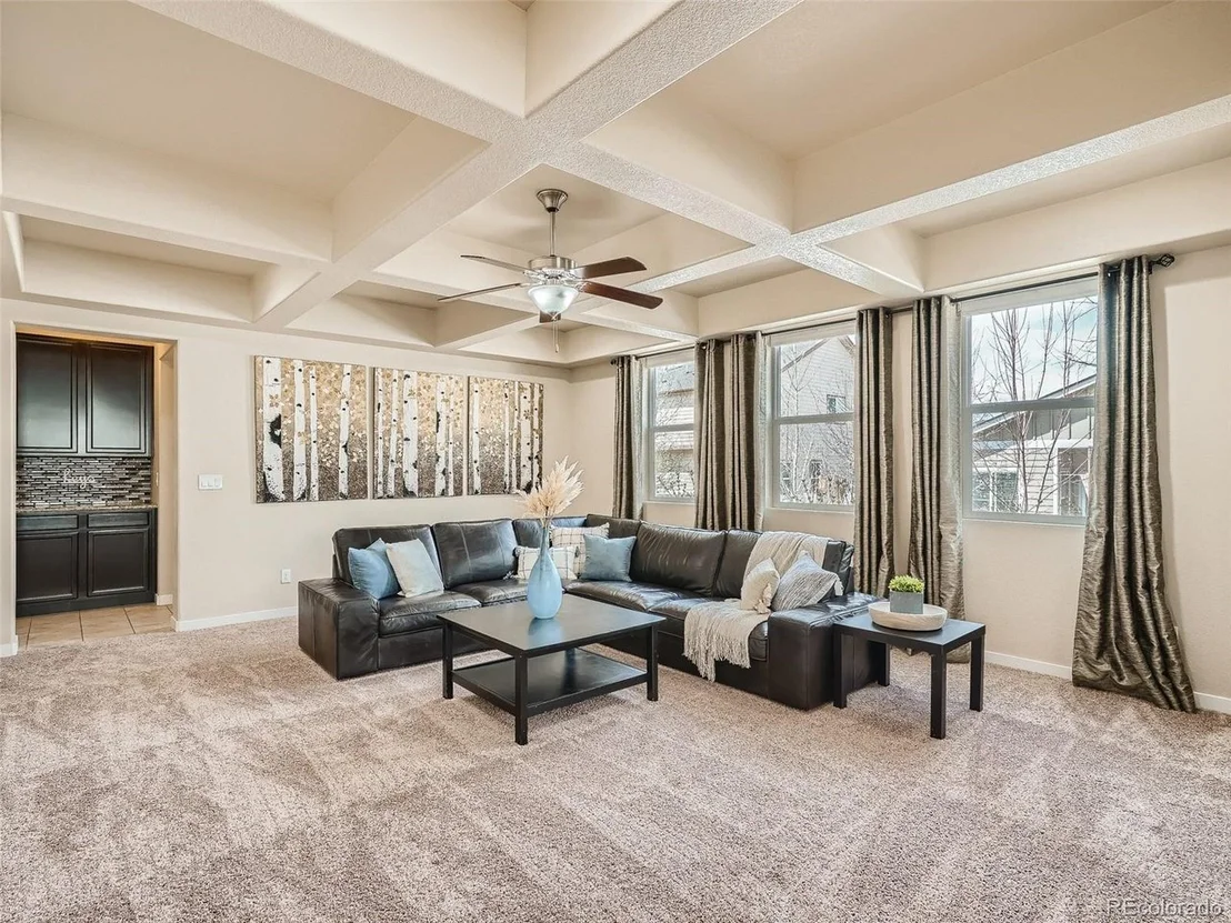 Photo of 5479 Shoshone Dr