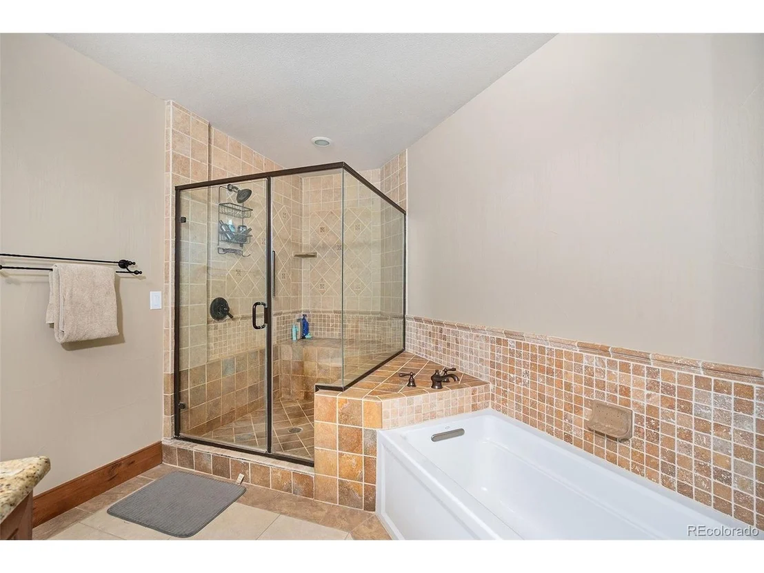 Photo of 5740 Lambert Ranch Trl