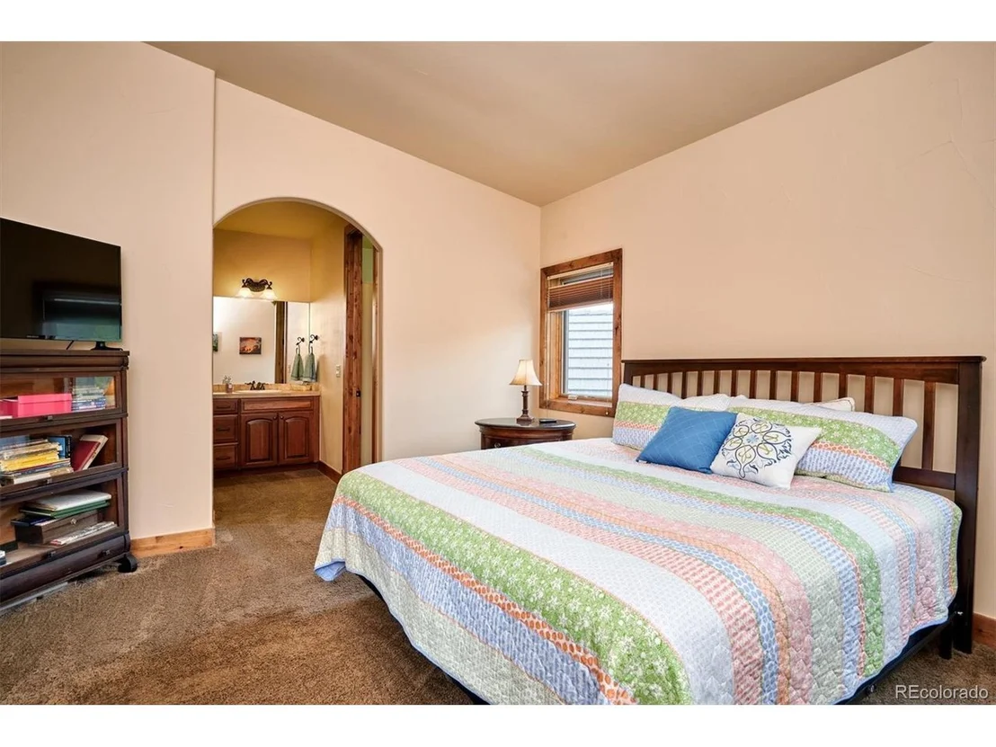 Photo of 11405 Conifer Ridge Dr