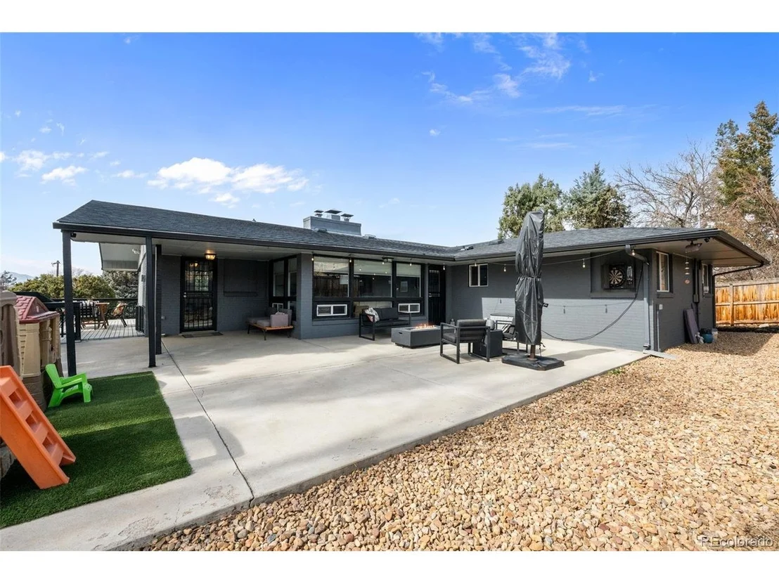 Photo of 8104 Turnpike Dr