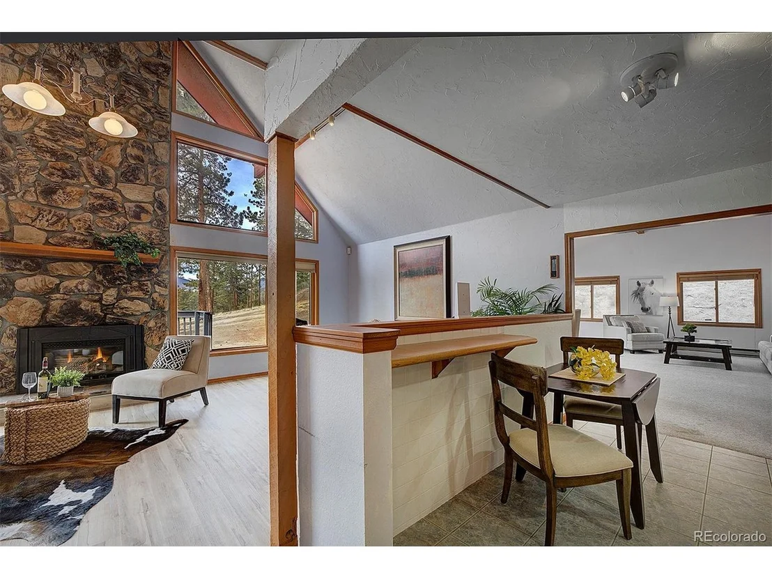 Photo of 1102 Hitchrack Rd