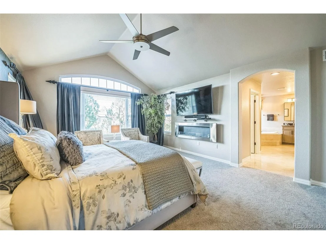 Photo of 1049 Timbercrest Dr