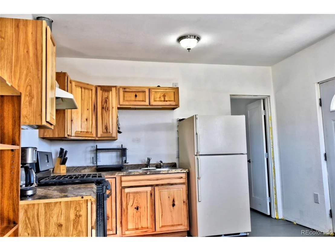 Photo of 160 Rhyolite Dr