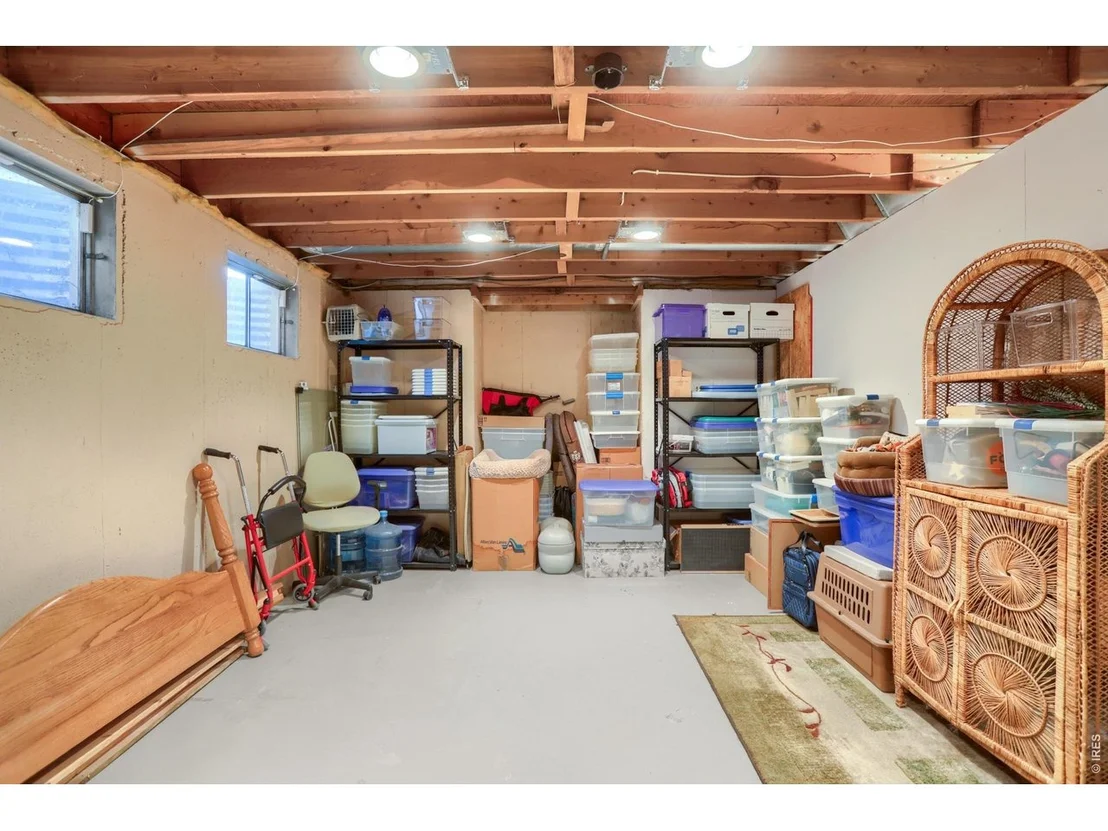 Photo of 409 E Saint Clair Ave