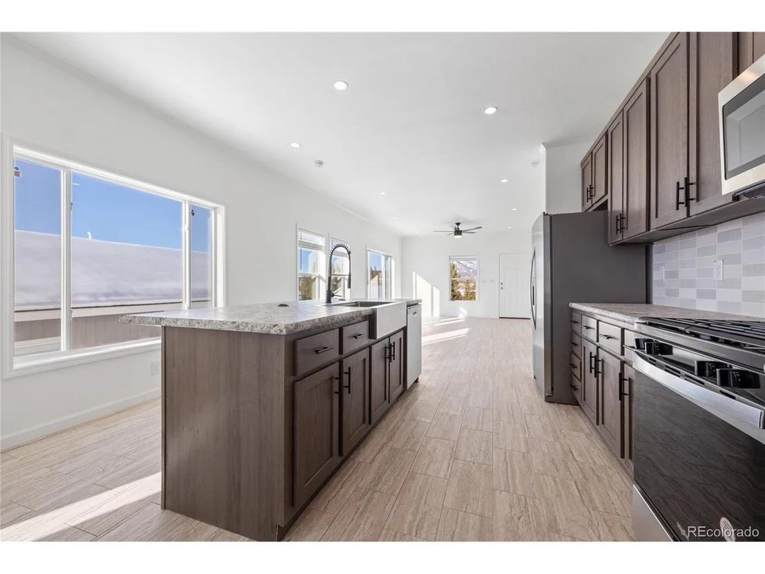 Photo of 129 Brooklyn Cir