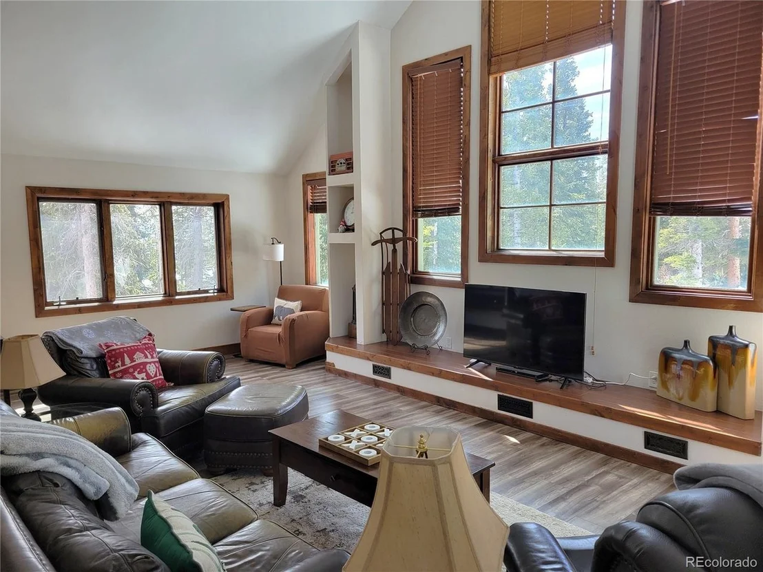 Photo of 1561 Prunes Pl
