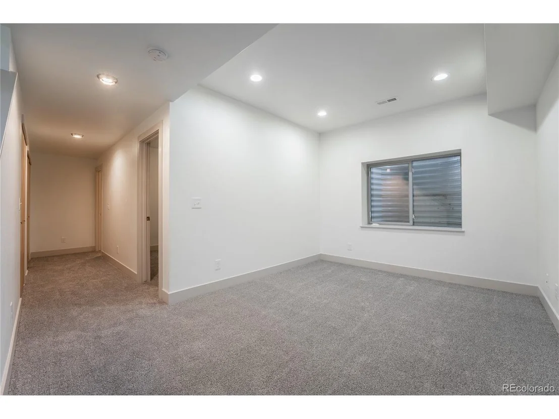 Photo of 6892 Juniper Ct