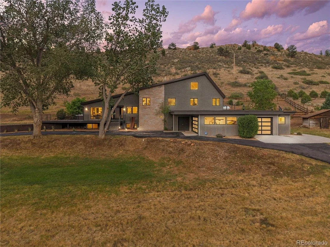 Photo of 5370 Pine Ridge Rd