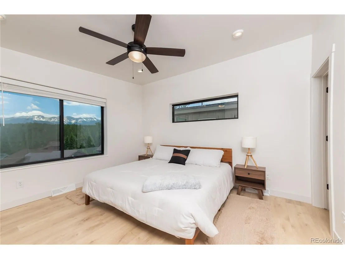 Photo of 853 Ferret Ln
