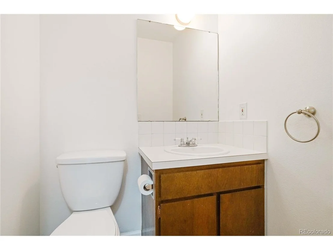 Photo of Unit 13 at 3870 Broadway St