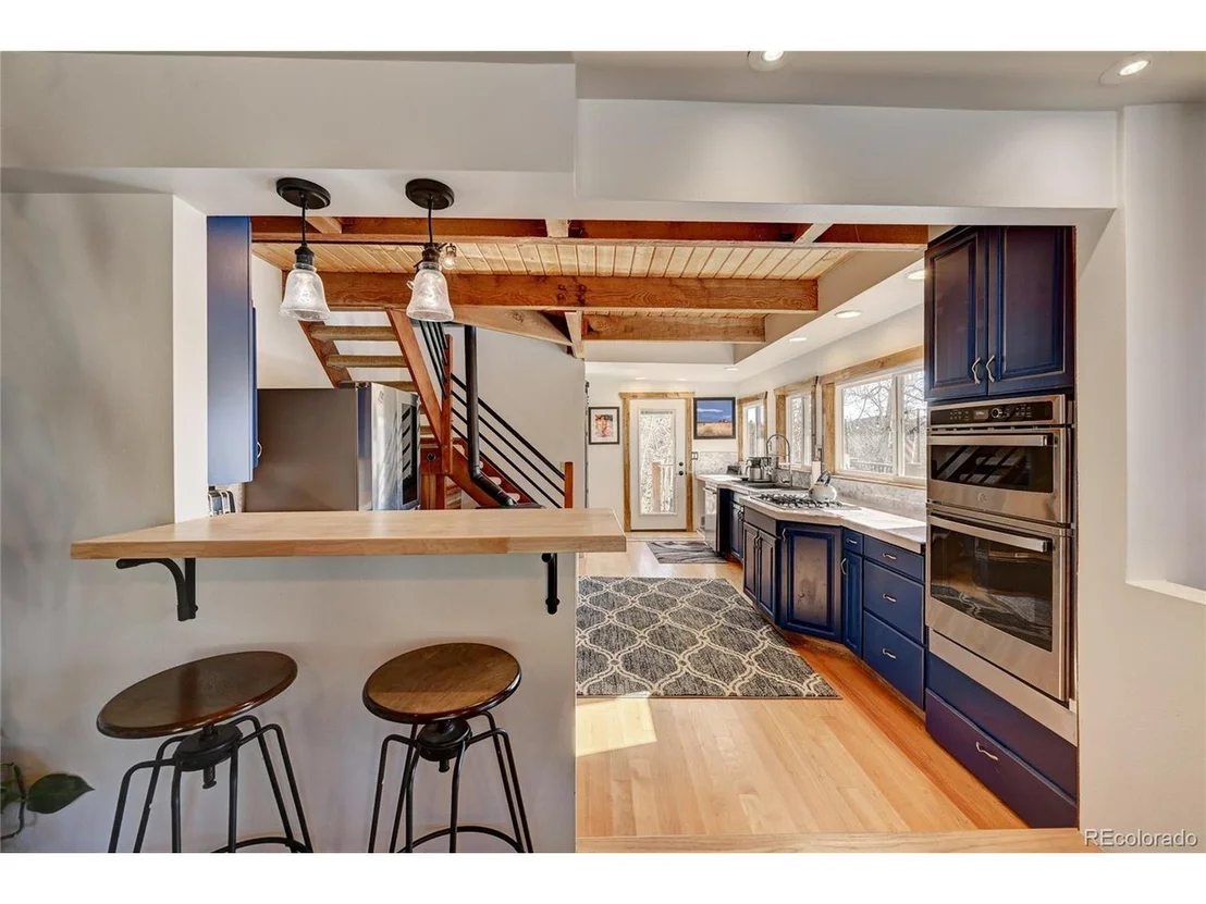 Photo of 34 Lodgepole Cir