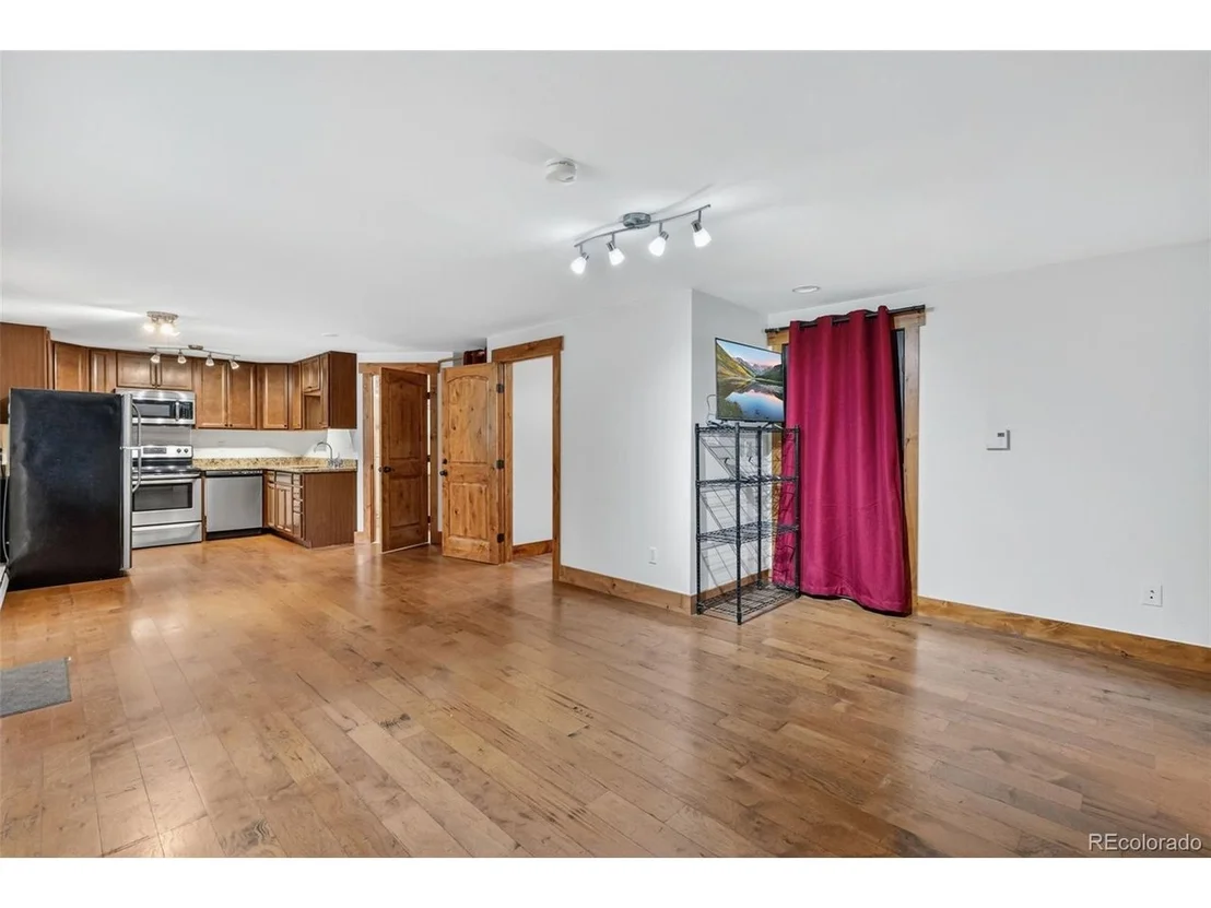 Photo of 54 Lakeview Dr