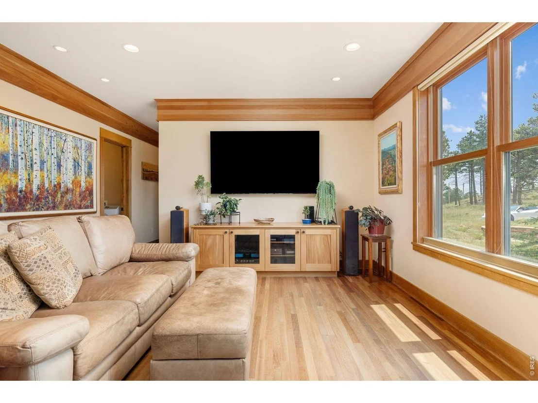 Photo of 5695 Sunshine Canyon Dr