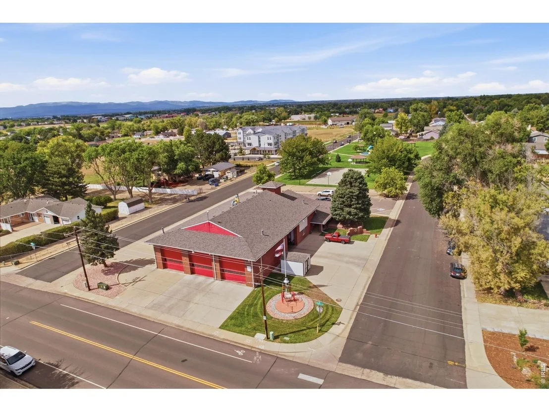 Photo of 347 Walnut Dr