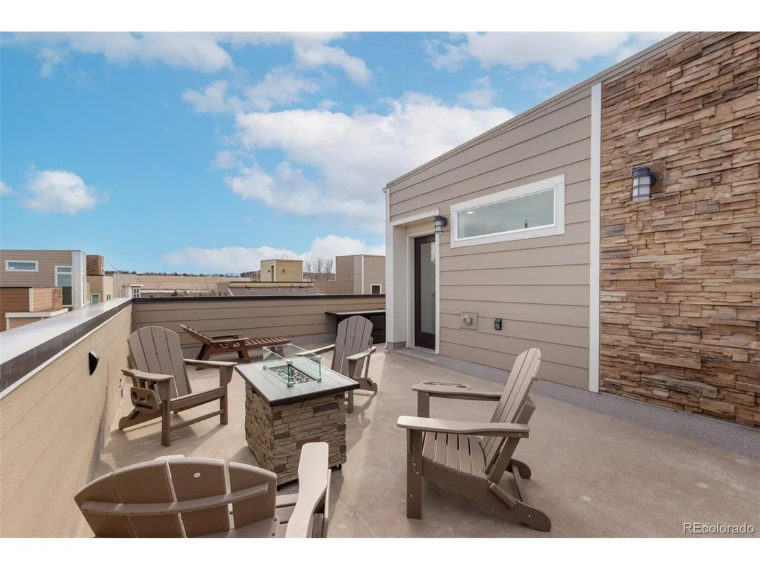 Photo of 2641 Channel Dr