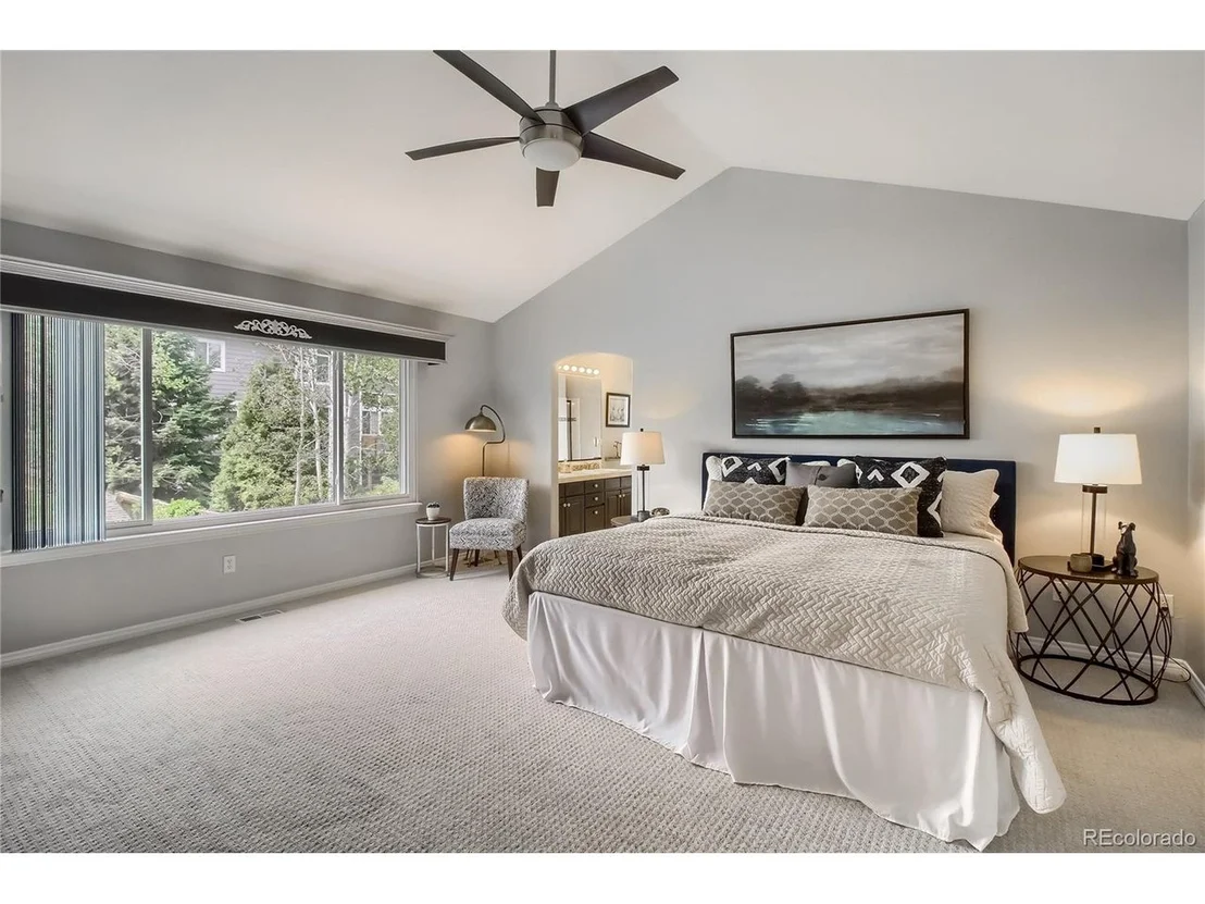 Photo of 1100 Sunset Dr