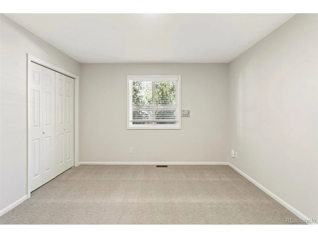 Photo of 818 Baker St