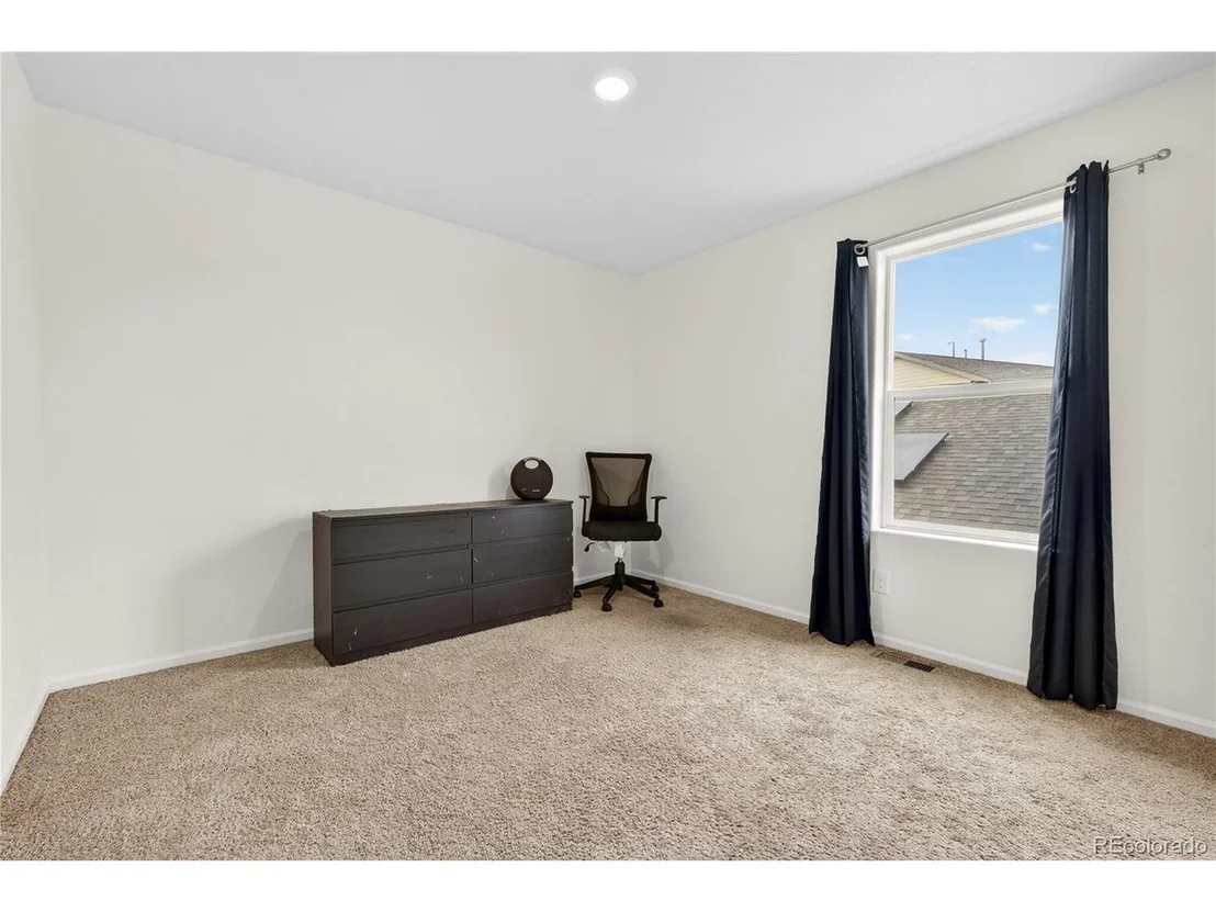 Photo of 47308 Clover Ave