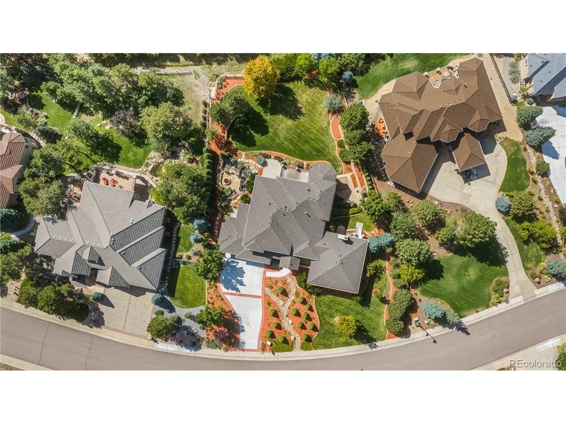 Photo of 5129 Shade Tree Ln