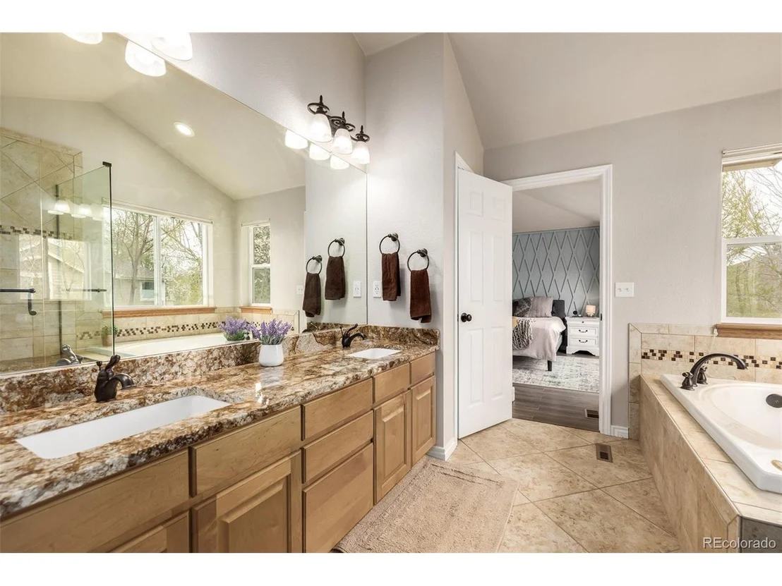 Photo of 1318 Reserve Dr