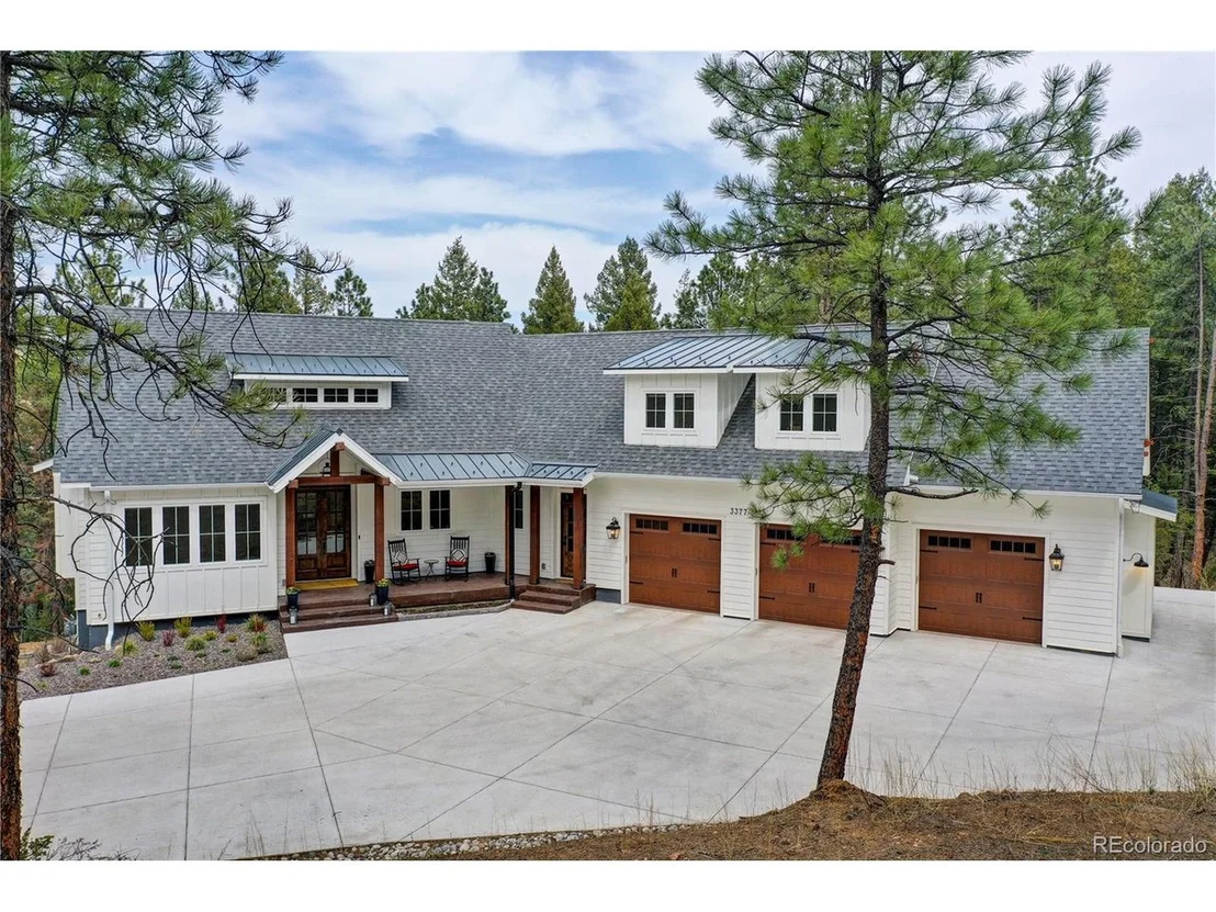 Photo of 3377 Bronco Ln