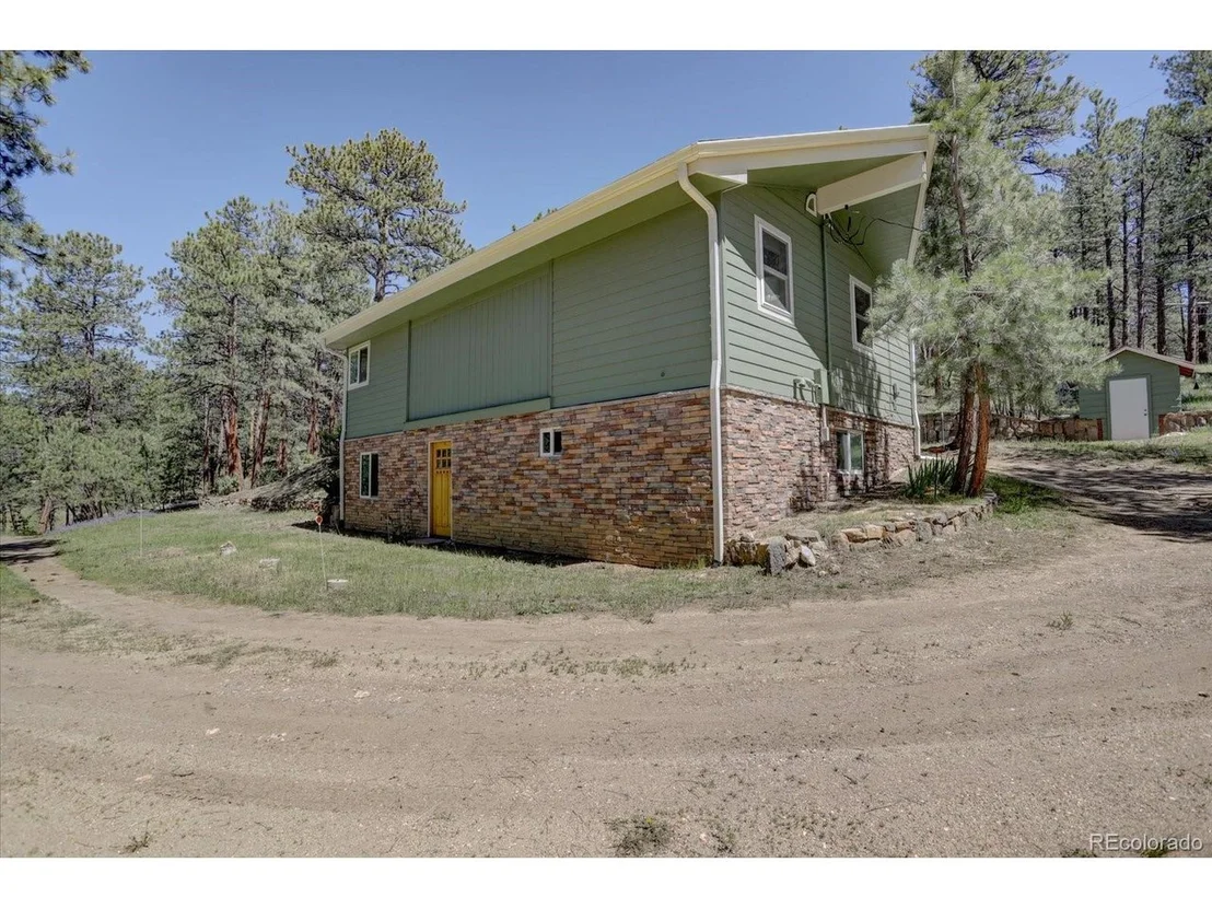 Photo of 29577 Larkspur