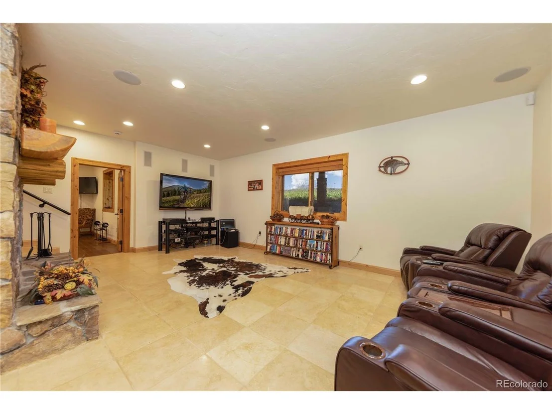 Photo of 918 Lindstrom Rd