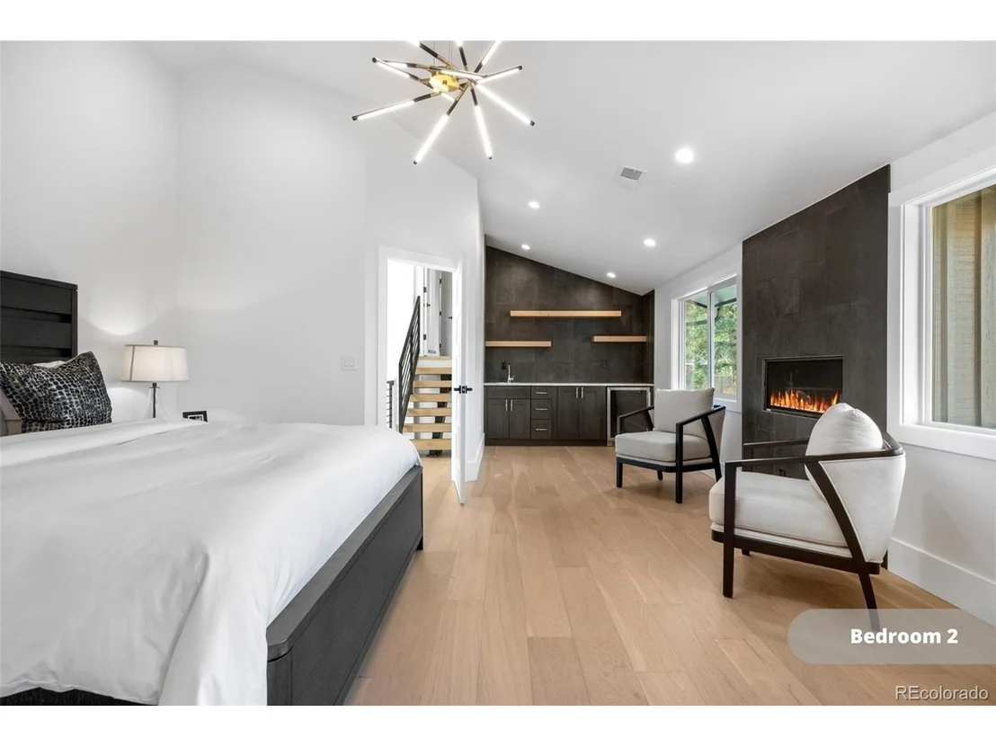 Photo of 245 Fair Pl