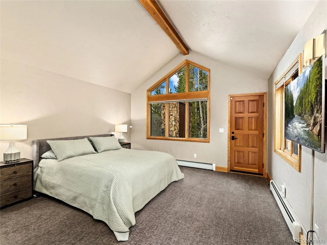 Photo of 1793 Falcon Dr