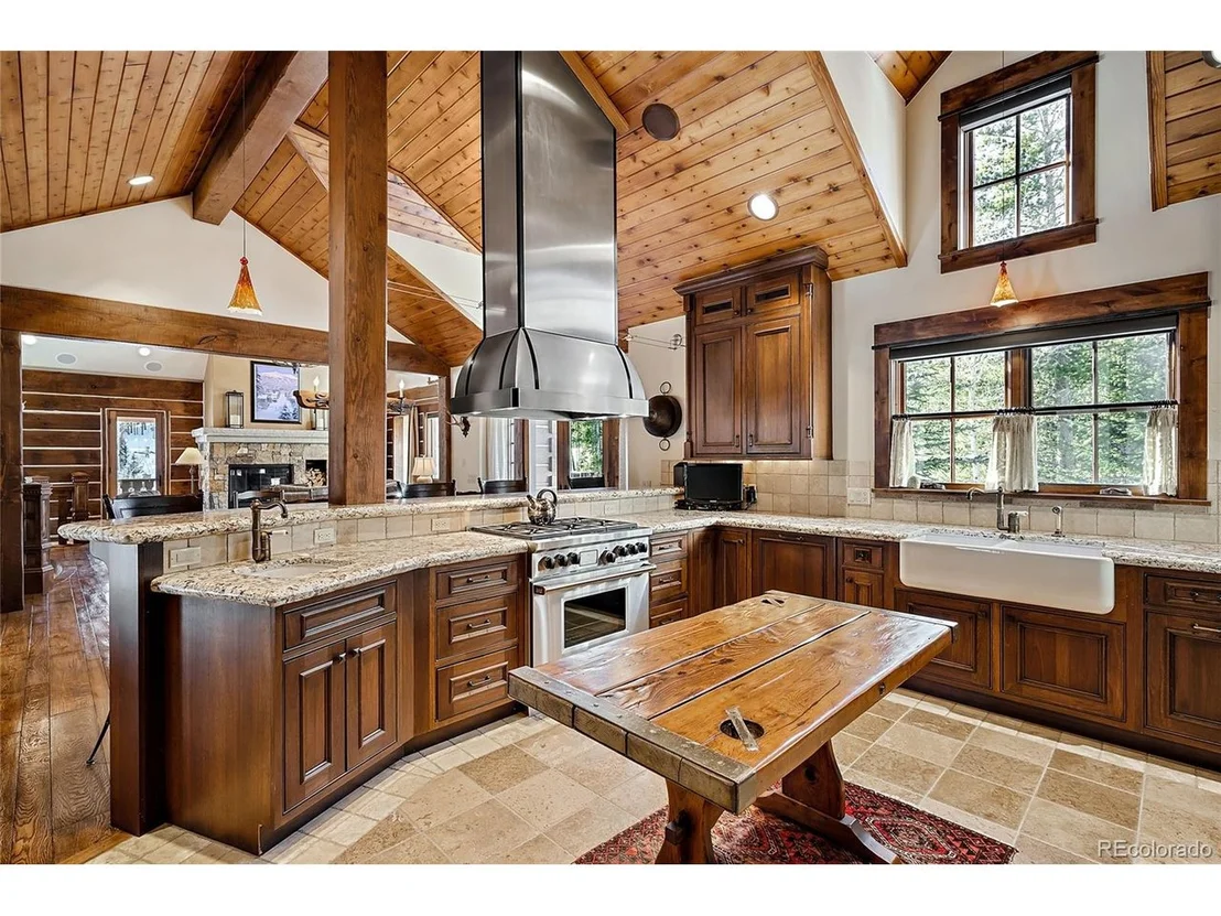 Photo of 177 Peerless Dr