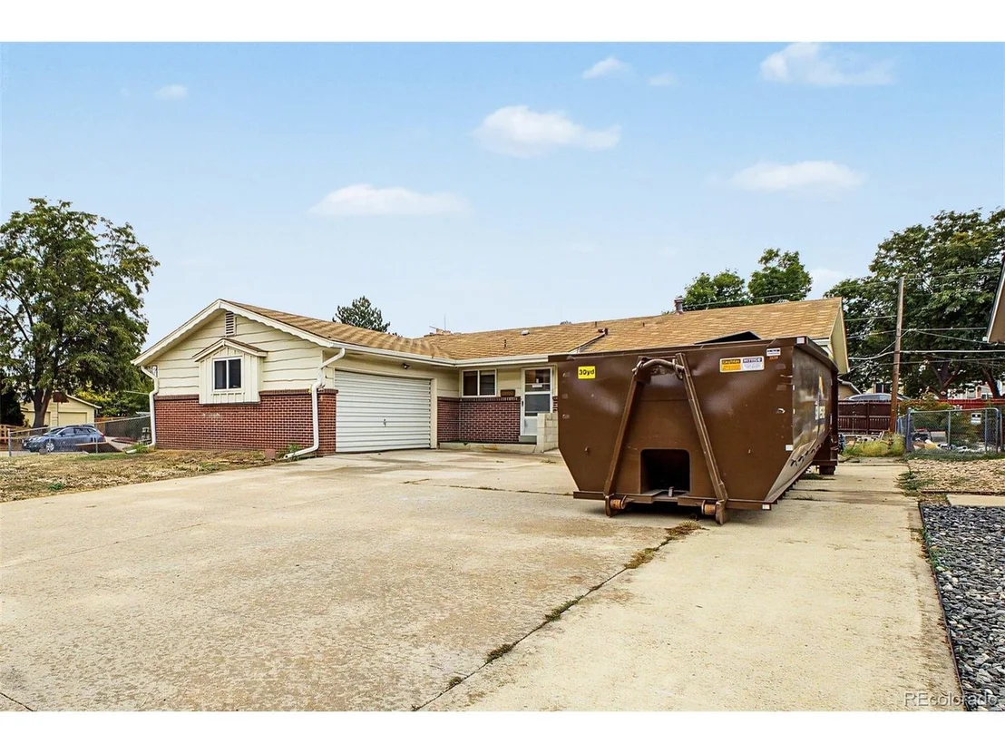 Photo of 8111 Chase Dr